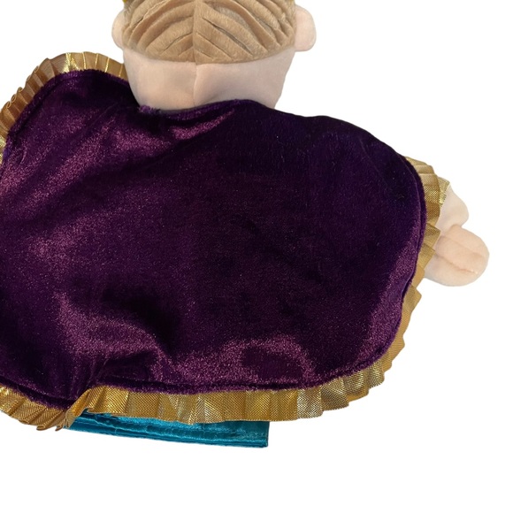 Montessori Vintage Royalty King Hand Puppet Metallic Gold Crown Kids Learning HF - Picture 10 of 12